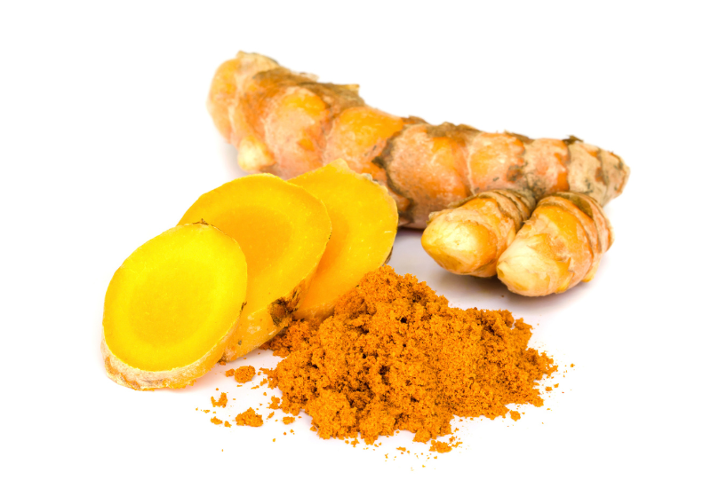 turmeric root and turmeric powder